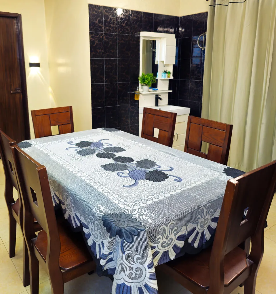 Black Berry Table Cloth - Image 3